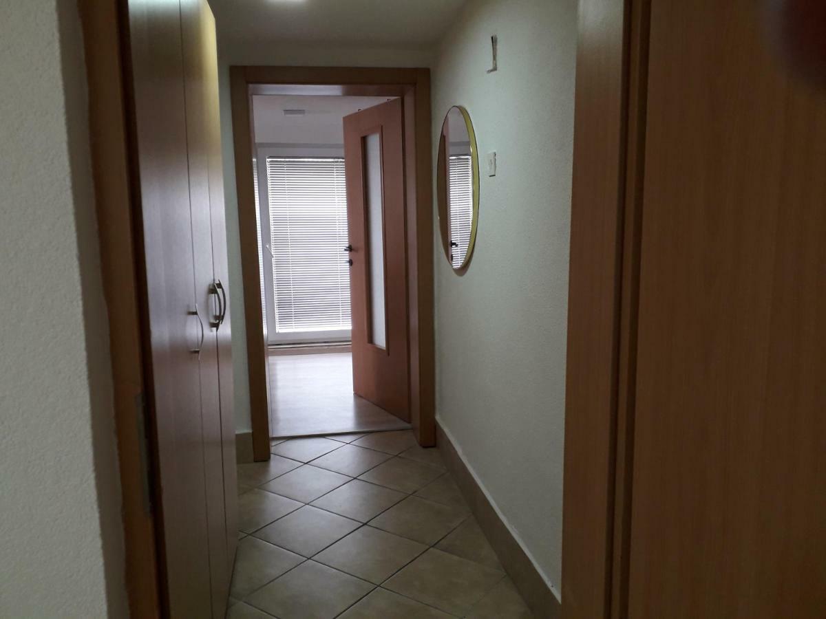 אוהריד Apartment Mirko מראה חיצוני תמונה